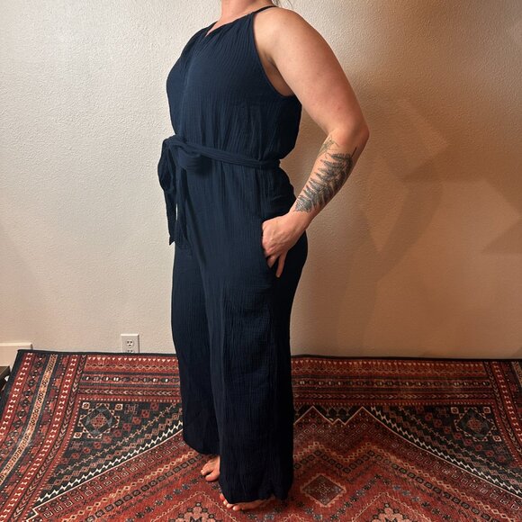 Gap Navy Waffle Long Jumpsuit V Neck Wide Leg Sleeveless Size 10 - Picture 2 of 8